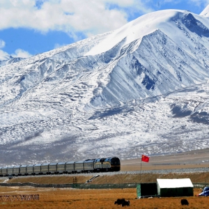 从“喇嘛王国”的覆灭到现代西藏的新生——雪域高原的历史新跨越 ...