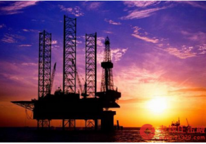 油价持续低迷 中海油净利三年跌595亿元