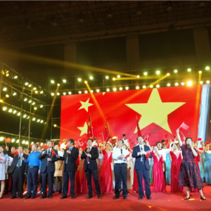 西安交大一附院举行庆祝新中国成立70周年大会歌咏比赛