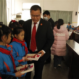 宣汉县人民法院南坝法庭“护苗工作室”一站式关爱保护未成年人