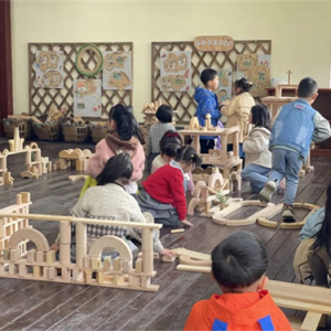 研培促成长，成都市郫都区唐昌镇幼儿园教师深耕建构游戏